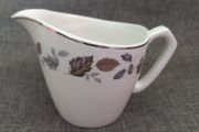1974/76 Myott half pint jug,Springwood pattern
