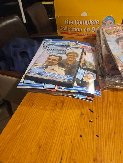 Only Fools And Horses Dvd And Magazines X 29 Complete With Advertising  Cards And Boards. See Photos For Same