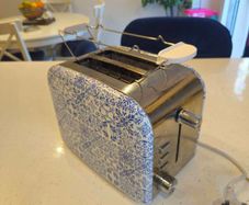 TOASTER blue and white