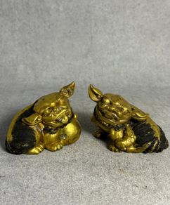 Guardian Lion statues - Gilt Bronze