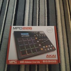 akai mpd 226