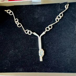 Vintage 1980s Irish Silver Modernist Knot Necklace