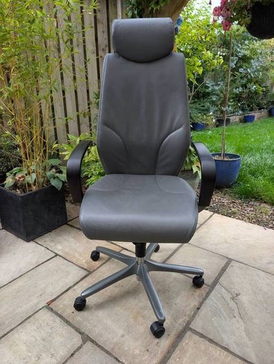 ergonomic office chair