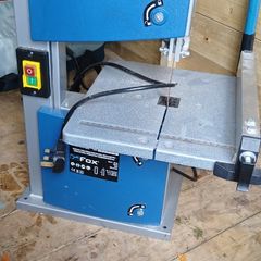 Electric band saw
