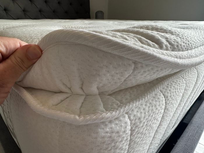 King Koil Adare 5 Star mattress 6'0" x 6'6"