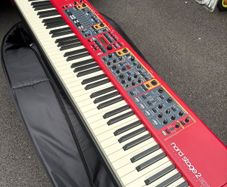 Nord Stage 2 EX