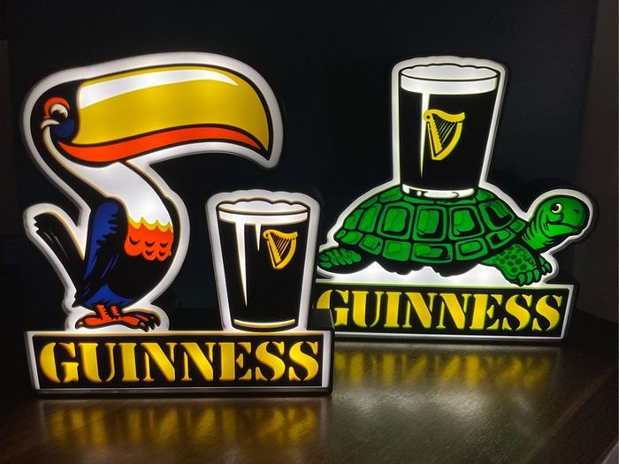 Guinness Retro Style Tortoise Lightbox