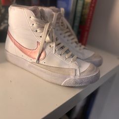 Nike Blazer 77 Mid - white and pink - size 4