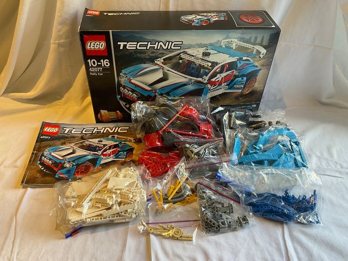 Lego Technic Rally Car 42077
