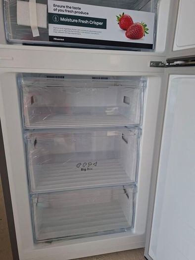Hisense fridge freezer
