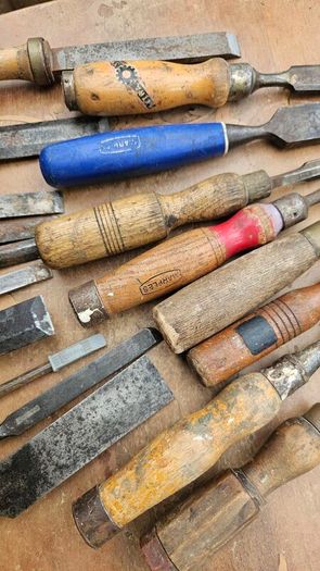 18 chisels for restoration