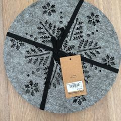 Christmas Placemats x8