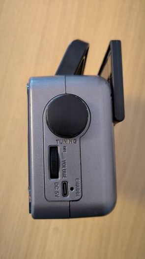 4-Band Portable Radio
