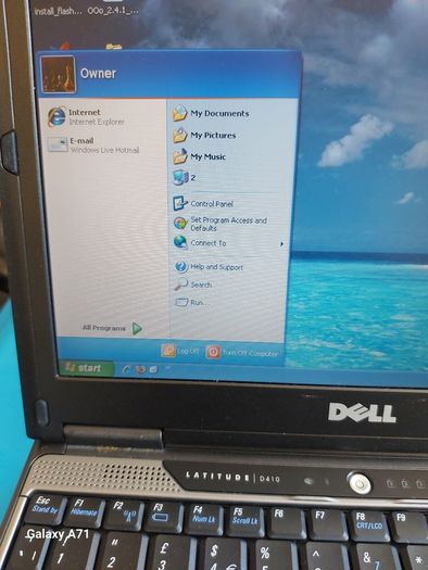 DELL LATITUDE D410, (Vintage), .5GB Ram, 40GB HDD, Original Windows XP, Excellent Battery and in super cosmetic condition,