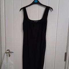 Black Body-con dress