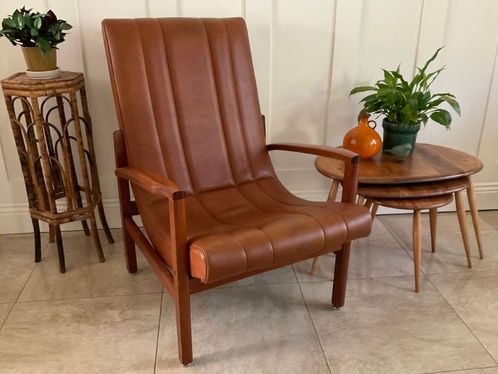 Mid Century Lounge Chair