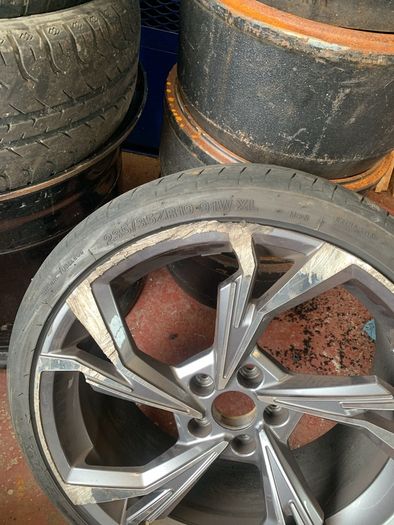 audi alloy wheels 19"