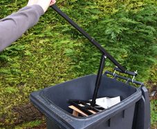 Bin Compactor Manual Rubbish Press General Waste Compactor Bin Squasher Hand Tool Garden Bin & Recycling Bin Waste 240L
