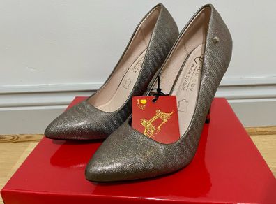 Kate Appleby High Heels