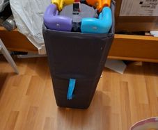 Travel cot