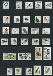 2002 Ireland Birds of Ireland Presentation Folder with 29 MNH Bird Definitives through E10 from the Tenth Definitive Series in plastic sleeve