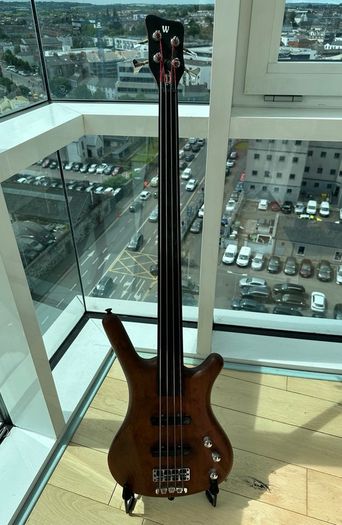 Warwick Corvette Standard fretless made in Germany