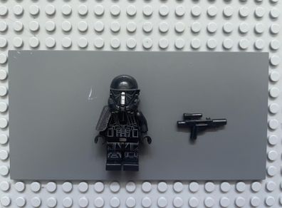 lego Star Wars sw0796 Imperial Death Trooper minifigure- Black Armor with Ammo Pouch and Grenades, Pauldron (Specialist / Commander)