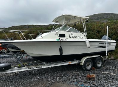 25ft Motor boat