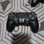 ps4 official controller Image 2