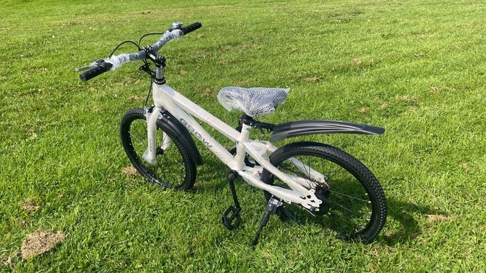 Kids bike new in