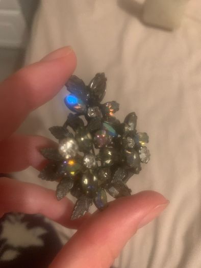 brooch