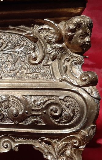 new antique bronze/brass? jewellery box