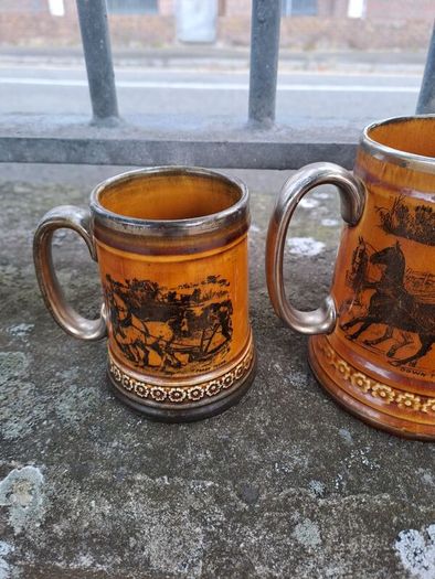 hunting scene mugs