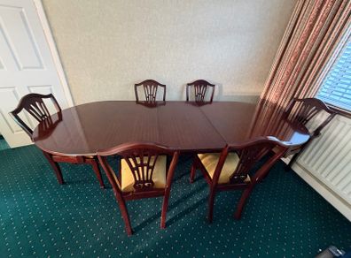 Mahogany Table & 6 Chairs
