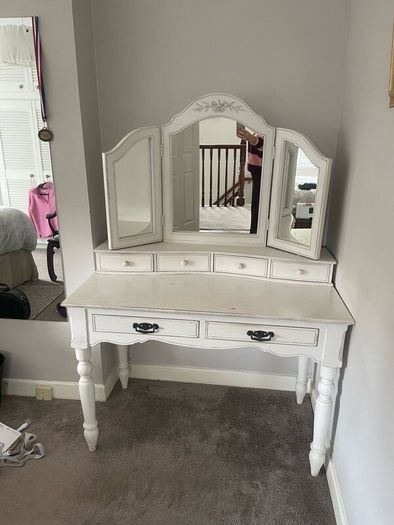 Bedroom furniture