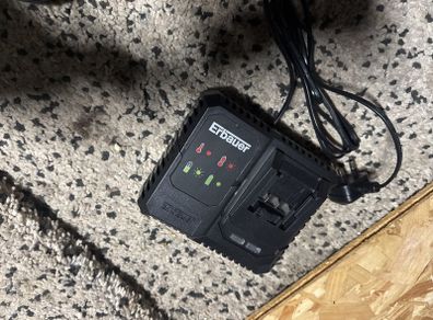 Erbauer charger