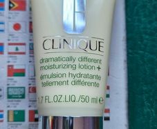 Clinique Dramatically Different Moisturizing Lotion+ in 50ml
