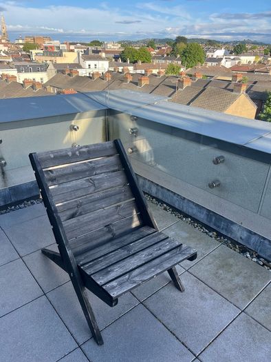 2x Outdoor chairs