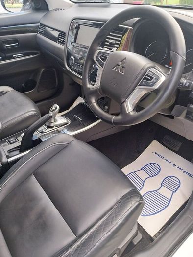 Mitsubishi Outlander 2016