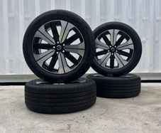 Genuine Volvo R-Design 19" Alloy Wheels