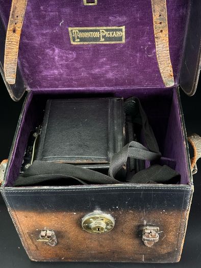 Thornton Pickard Junior Special antique camera