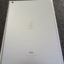 iPad 6th Gen 32GB Image 4