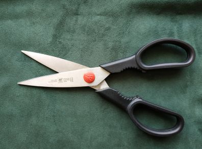 Scissors Zwilling