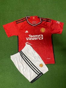 Kids Manchester Utd kit