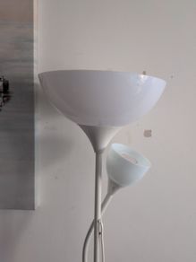 White Floor Lamp with Reading Light   Excellent Condition