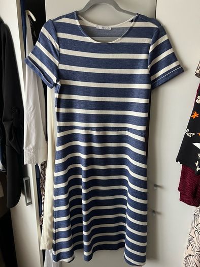 Ladies stunning dress size S