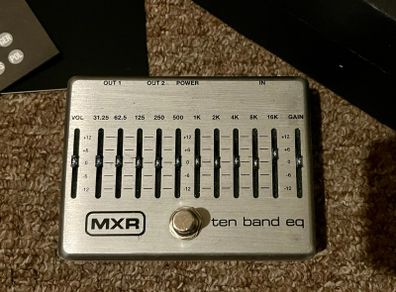 mxr ten band equalizer guitar pedal