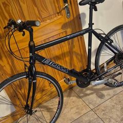 boss adult road bike 37inch wheels