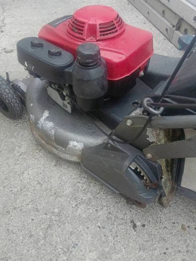 Honda HRD 536 Hydrostatic self drive roller lawnmower with 23 inch aluminium deck, in excellent working condition, which starts first pull.