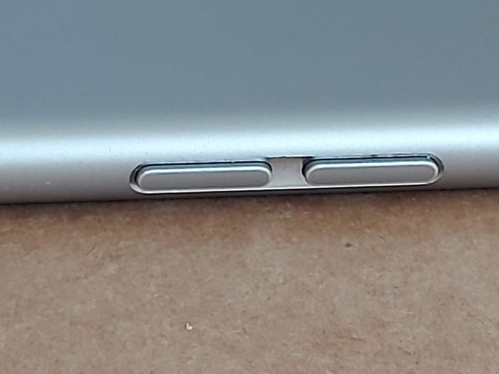 Apple Iphone 6s, 32GB, activation Locked, excellent cosmetic condition